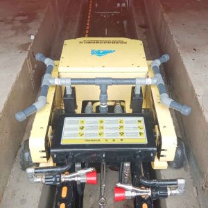 自动底盘清洗设备